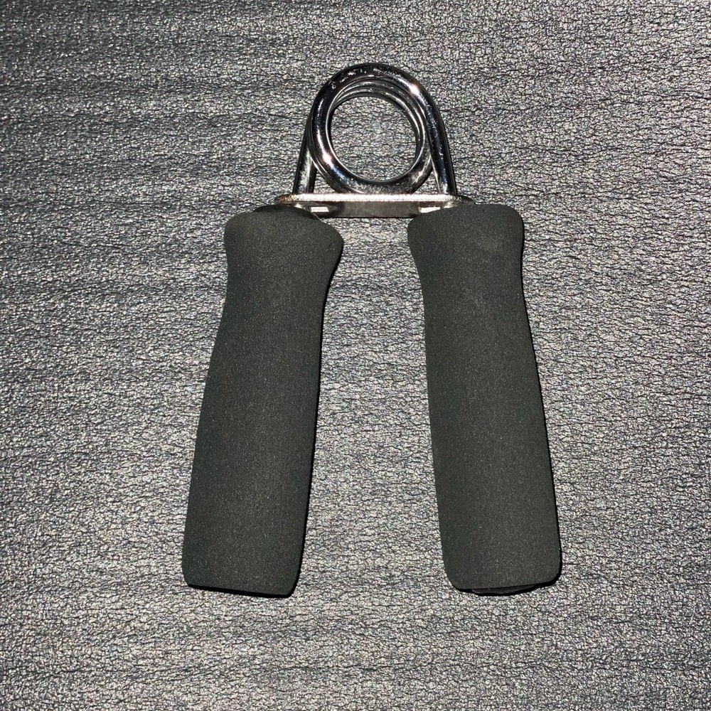 Grip handle